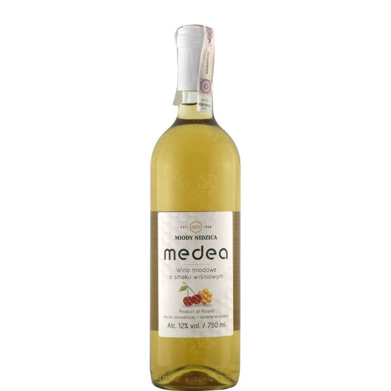 Medea o smaku wiśniowym 750 ml